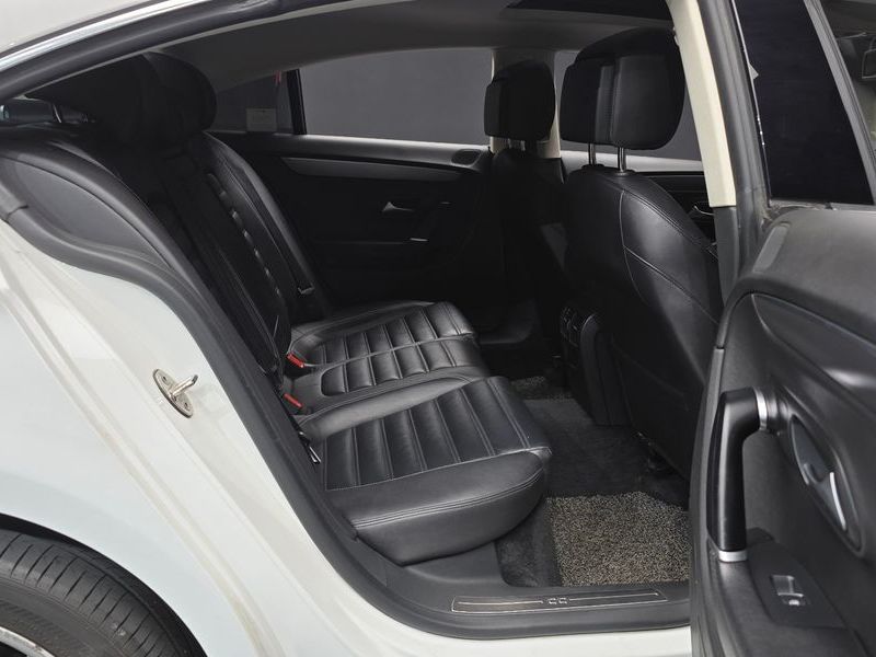 2015 Volkswagen New CC 2.0 TDI BlueMotion 4MOTION photo 11