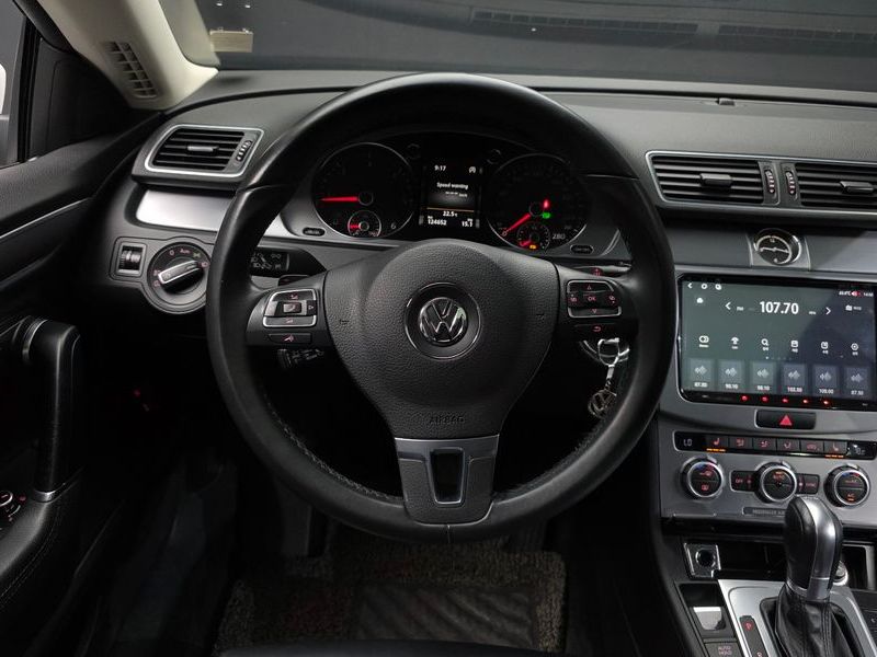 2015 Volkswagen New CC 2.0 TDI BlueMotion 4MOTION photo 13