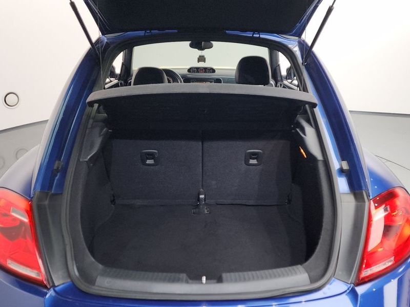 2013 Volkswagen Beetle 2.0 TDI Premium 3rd photo 20