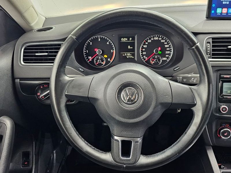 2014 Volkswagen Jetta 1.6 TDI Blue Motion 6th photo 15