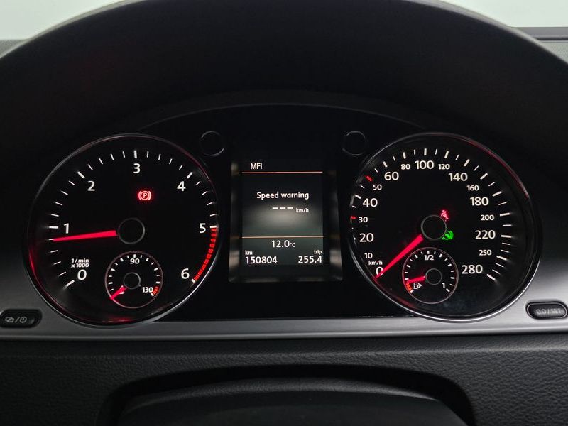 2015 Volkswagen New CC 2.0 TDI BlueMotion photo 8