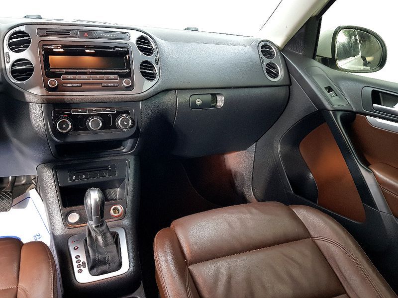 2015 Volkswagen Tiguan 2.0 TDI Comfort 5N photo 9
