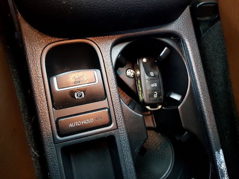 2015 Volkswagen Tiguan 2.0 TDI Comfort 5N photo 14