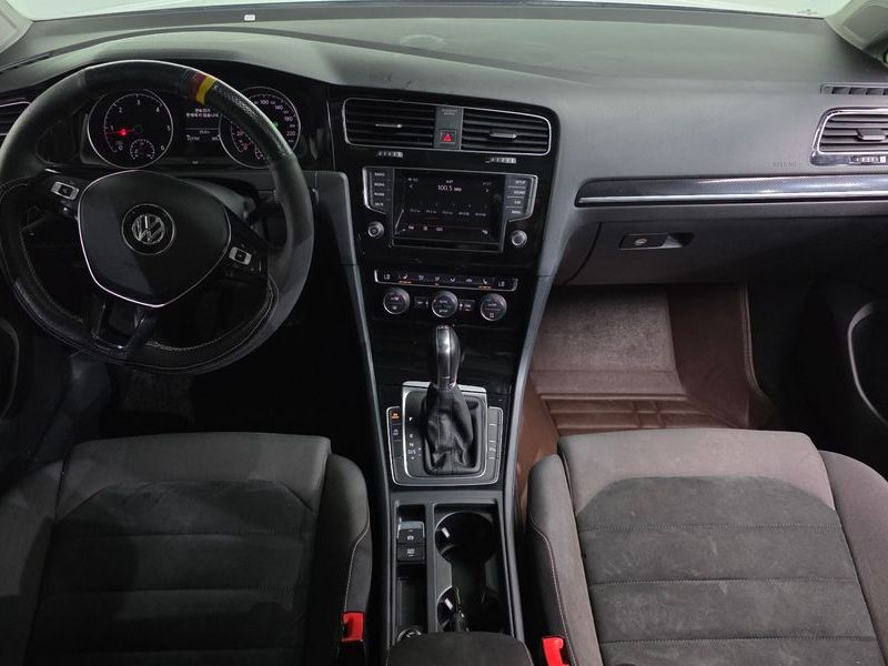 2014 Volkswagen Golf 2.0 TDI photo 7