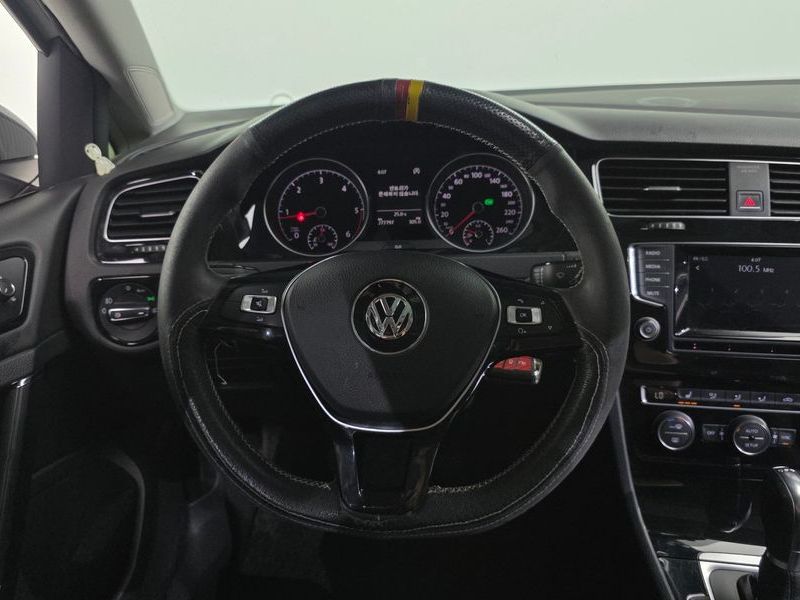 2014 Volkswagen Golf 2.0 TDI photo 13