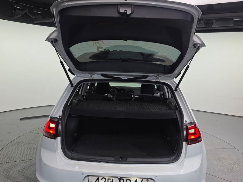 2014 Volkswagen Golf 2.0 TDI photo 20