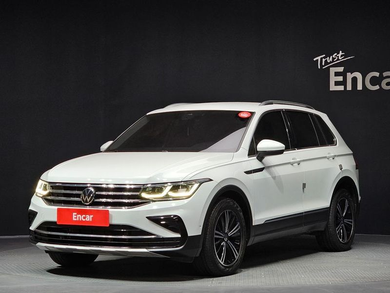 2023 Volkswagen Tiguan 2.0 TDI Premium photo 1