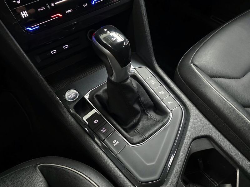 2023 Volkswagen Tiguan 2.0 TDI Premium photo 9