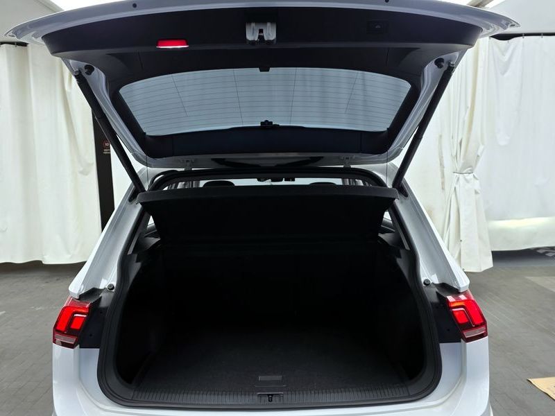 2023 Volkswagen Tiguan 2.0 TDI Premium photo 20