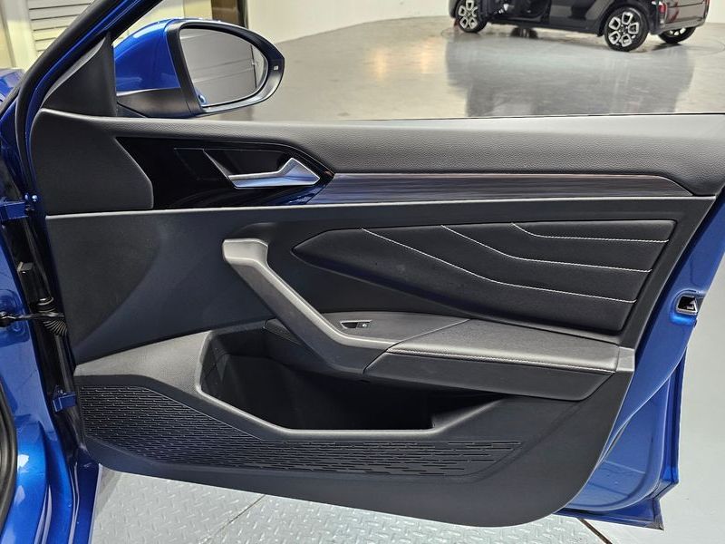2023 Volkswagen Jetta 1.5 TSI Prestige photo 24