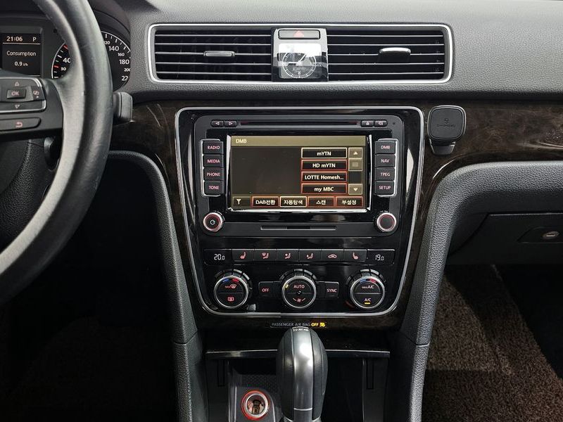2015 Volkswagen Passat 2.0 TDI B7 photo 15