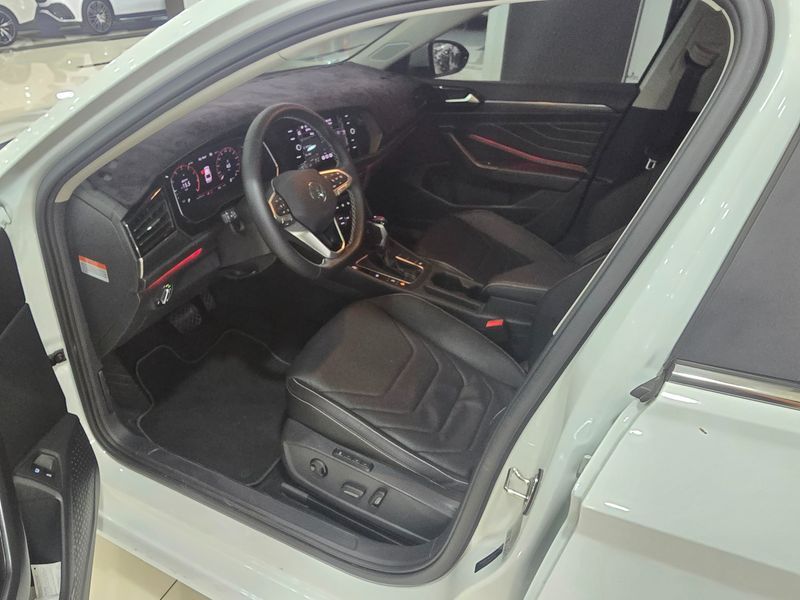 2023 Volkswagen Jetta 1.5 TSI Prestige photo 7