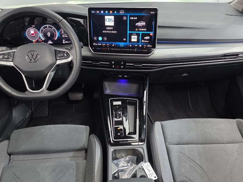 2026 Volkswagen Golf 2.0 TDI Prestige photo 7