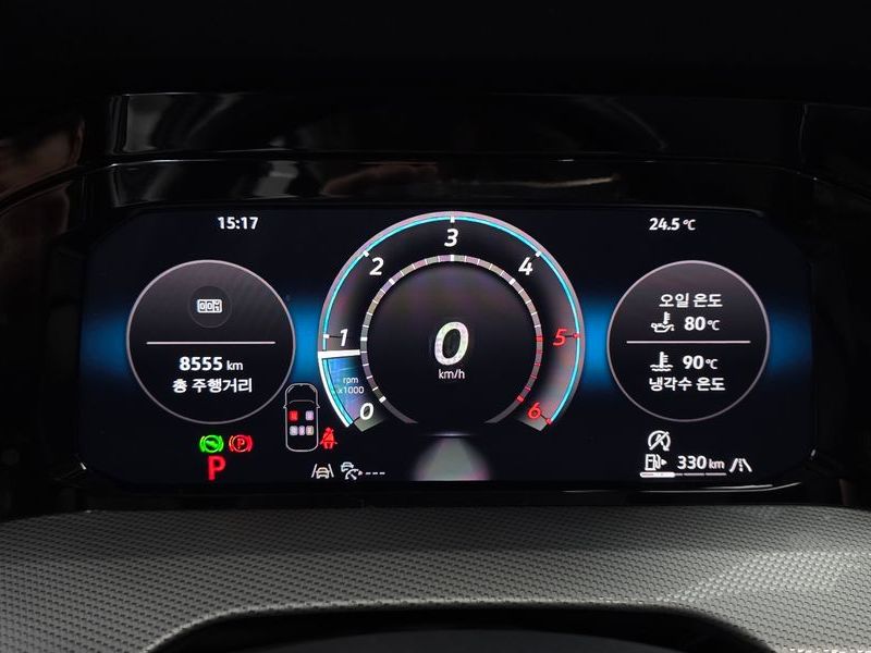 2026 Volkswagen Golf 2.0 TDI Prestige photo 8