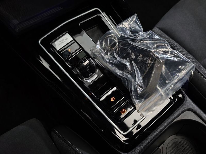 2026 Volkswagen Golf 2.0 TDI Prestige photo 9