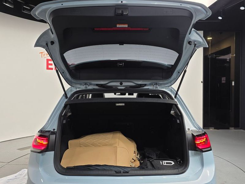2026 Volkswagen Golf 2.0 TDI Prestige photo 20