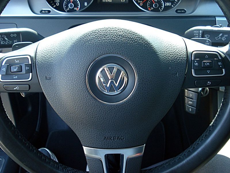 2014 Volkswagen New CC 2.0 TSI photo 11