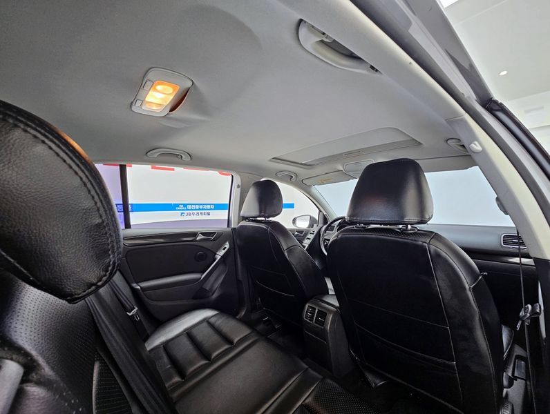 2012 Volkswagen Golf 1.4 TSI photo 19