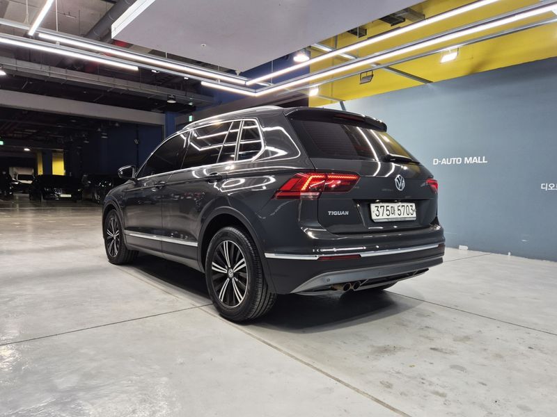 2020 Volkswagen Tiguan 2.0 TDI Prestige photo 7