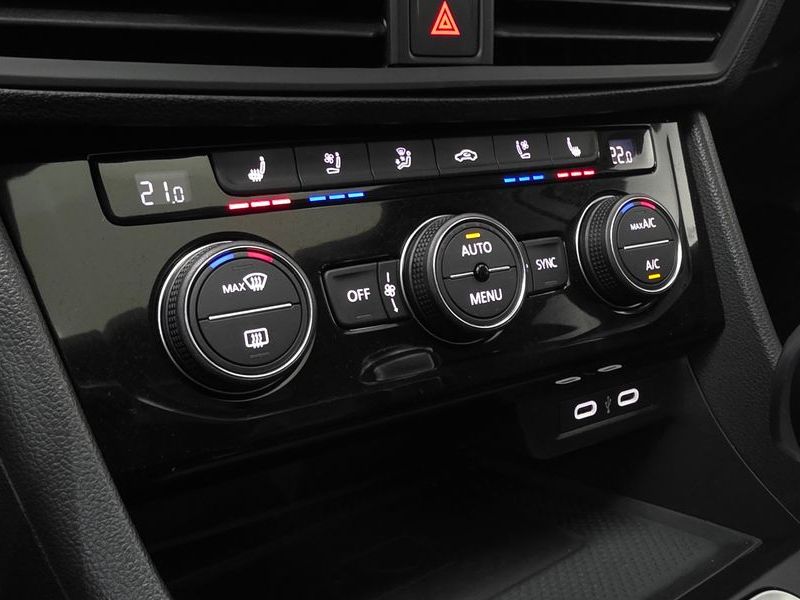 2023 Volkswagen Jetta 1.5 TSI Prestige photo 13