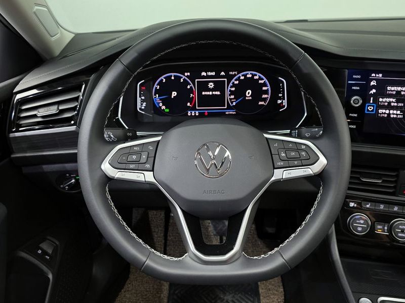 2023 Volkswagen Jetta 1.5 TSI Prestige photo 15