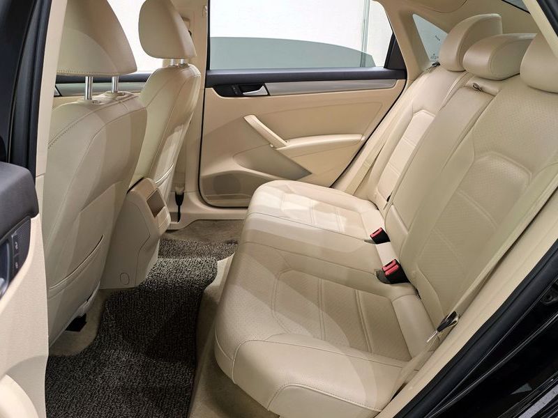 2014 Volkswagen Passat 1.8 TSI B7 photo 12
