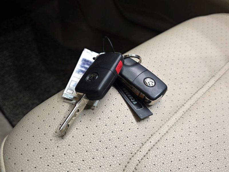 2014 Volkswagen Passat 1.8 TSI B7 photo 17