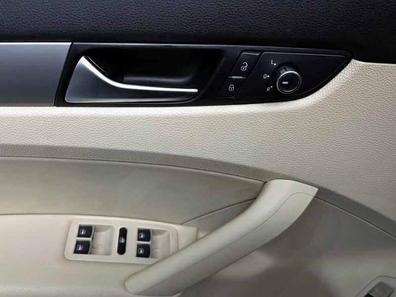 2014 Volkswagen Passat 1.8 TSI B7 photo 18