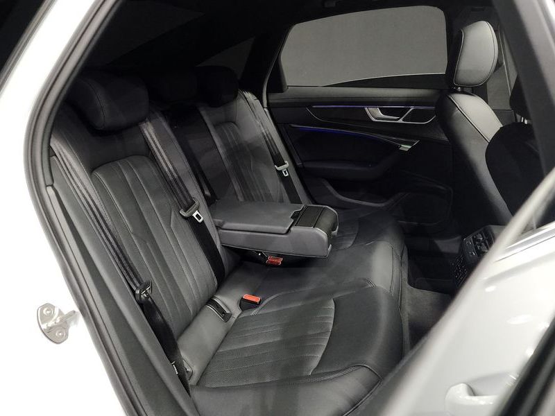 2023 Audi A6 45 TFSI Premium photo 12