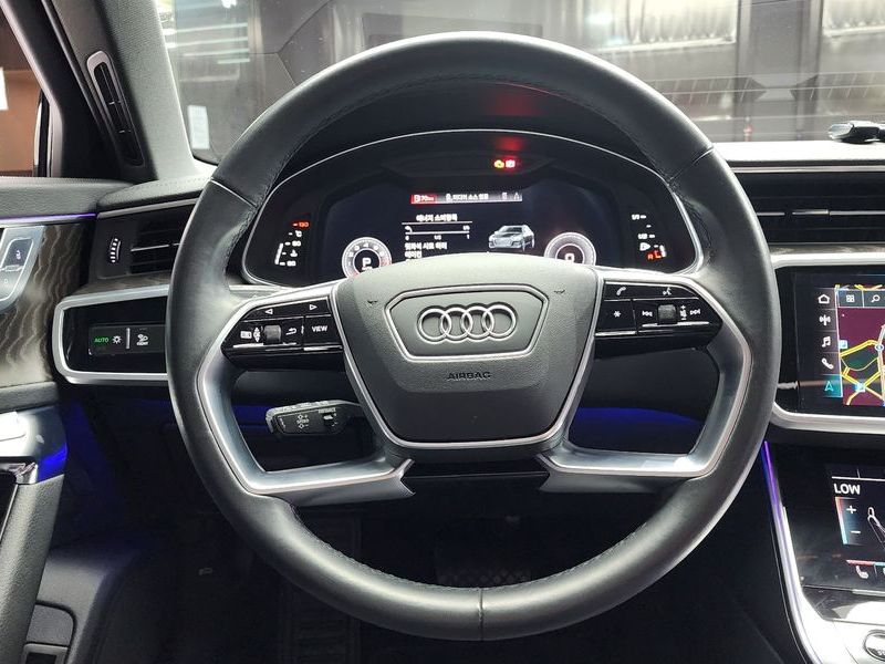2023 Audi A6 45 TFSI Premium photo 13