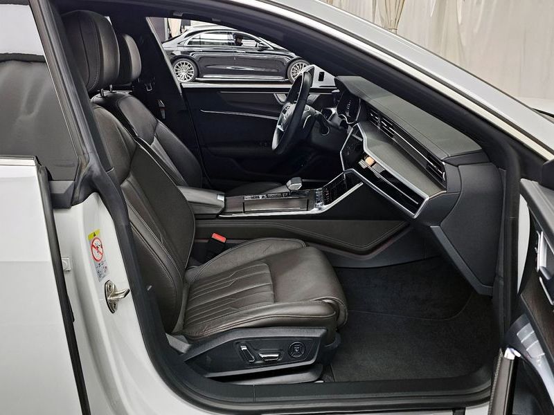 2022 Audi A7 50 TDI Quattrp Premium photo 11