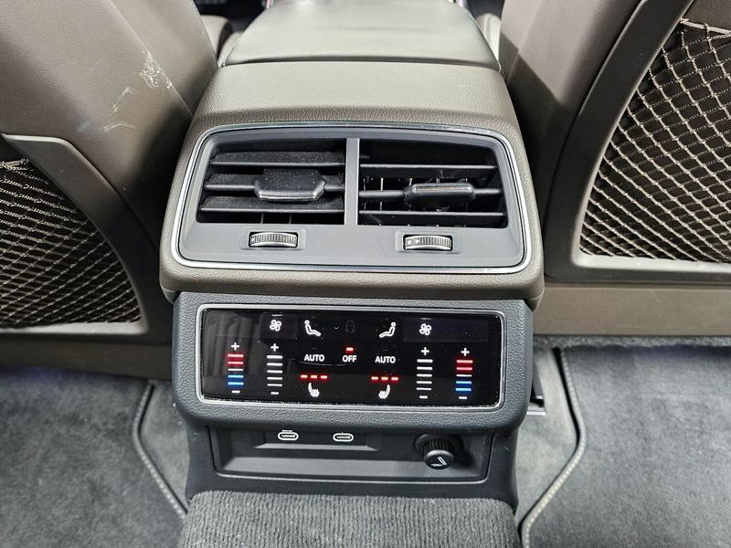 2022 Audi A7 50 TDI Quattrp Premium photo 18