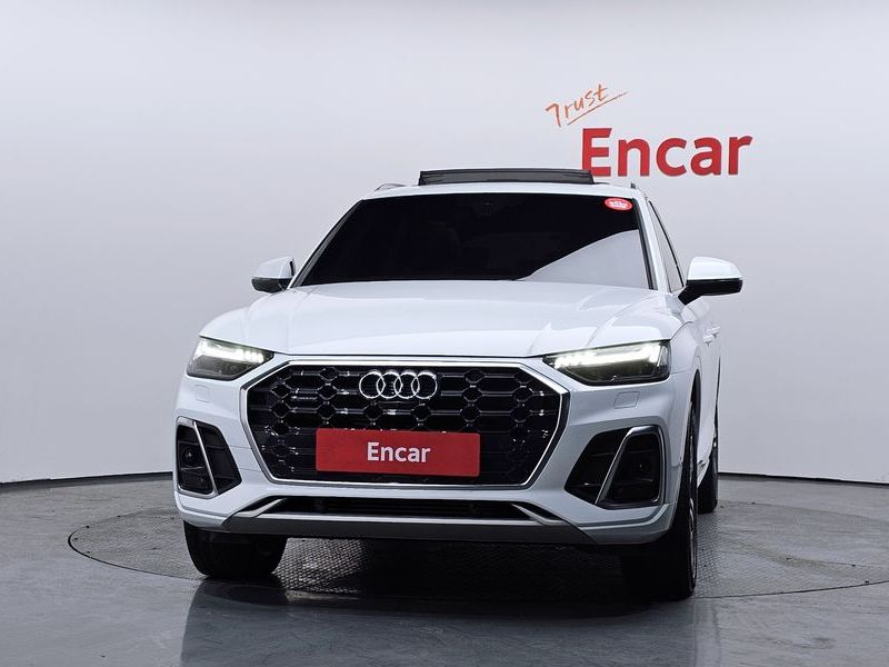 2021 Audi Q5 45 TFSI Quattro Premium photo 1