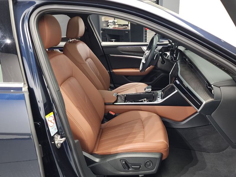 2023 Audi A6 45 TFSI Quattro Premium photo 11