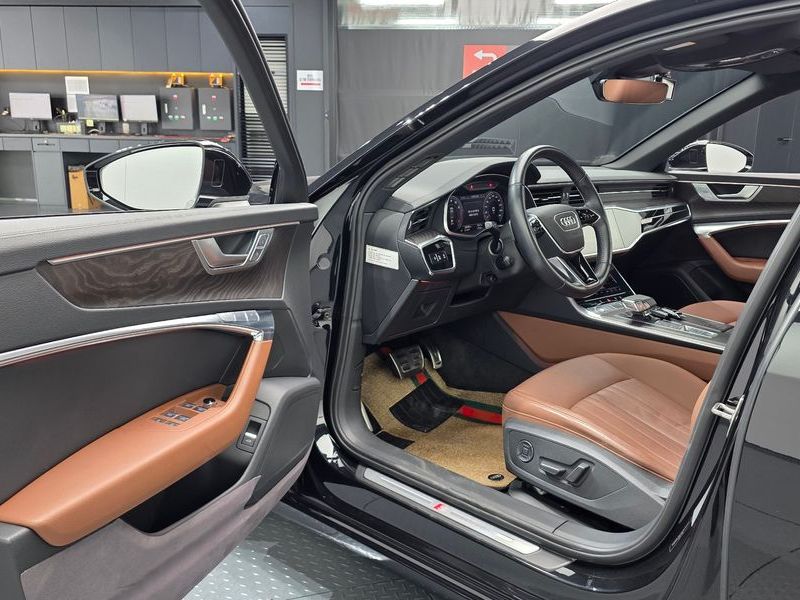 2020 Audi A6 45 TFSI Quattro Premium photo 10