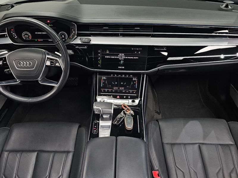 2021 Audi A8 55 TFSI Quattro LWB photo 7