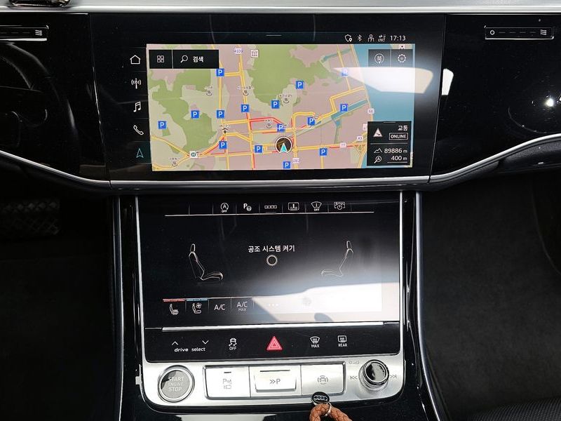 2021 Audi A8 55 TFSI Quattro LWB photo 14