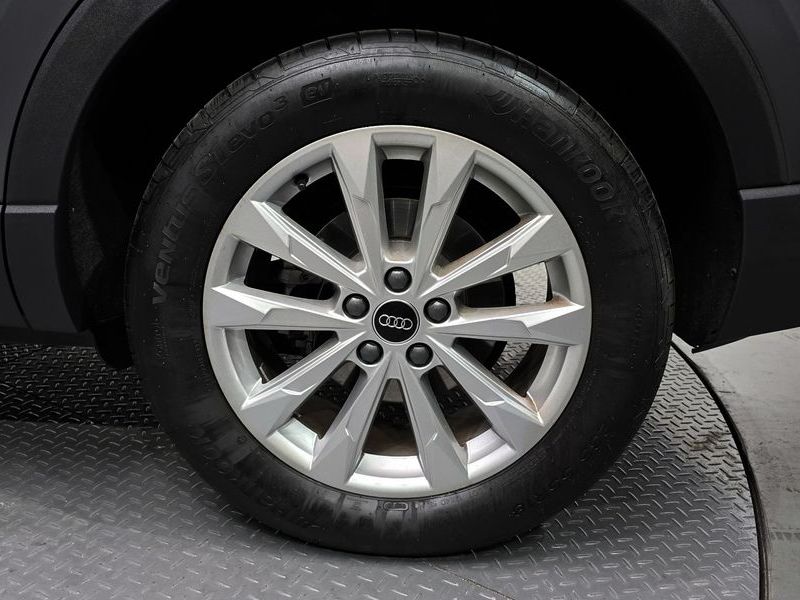 2025 Audi Q3 35 TDI photo 22