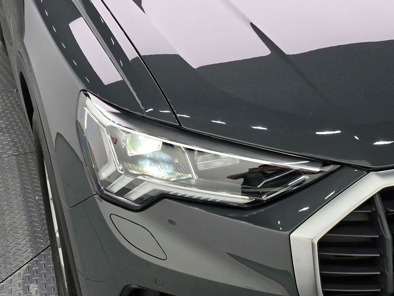 2025 Audi Q3 35 TDI photo 23
