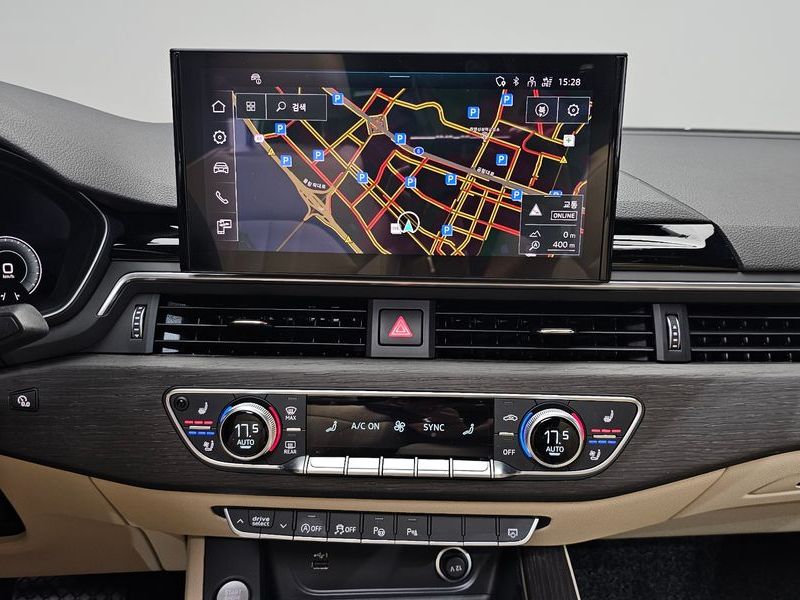 2023 Audi A4 40 TFSI Premium photo 13