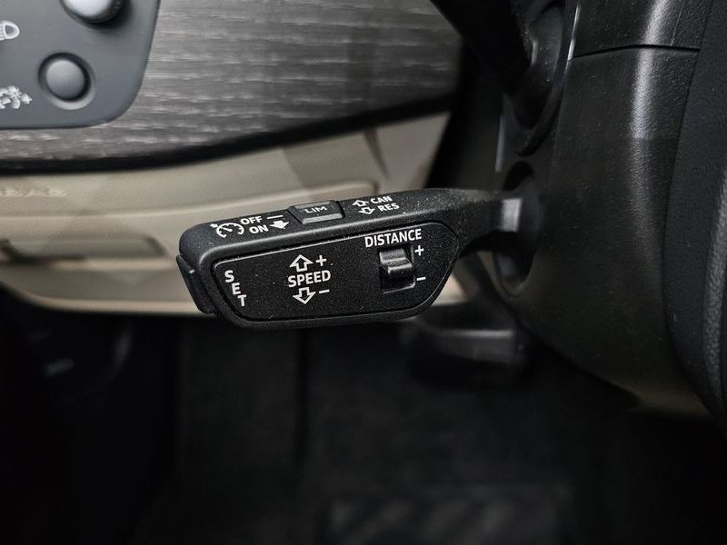 2023 Audi A4 40 TFSI Premium photo 18