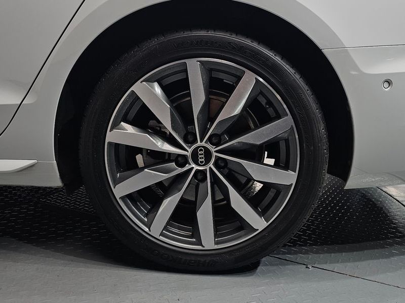 2023 Audi A4 40 TFSI Premium photo 21