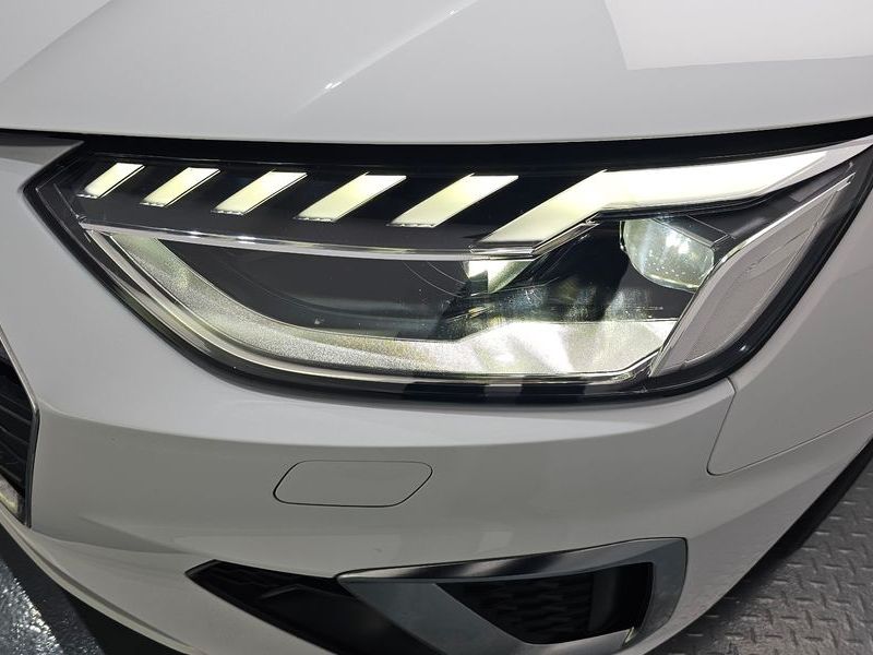 2023 Audi A4 40 TFSI Premium photo 22
