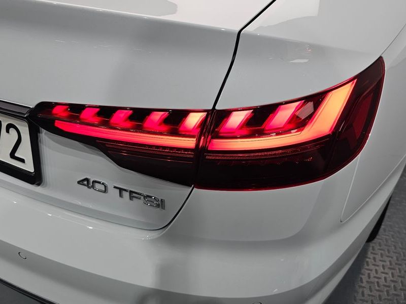 2023 Audi A4 40 TFSI Premium photo 23