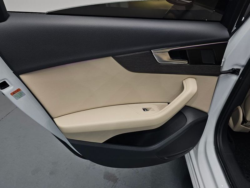 2023 Audi A4 40 TFSI Premium photo 25