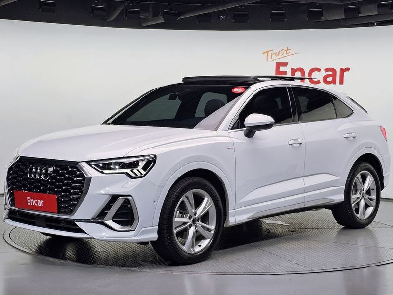 2023 Audi Q3 35 TDI Premium Sportback photo 1