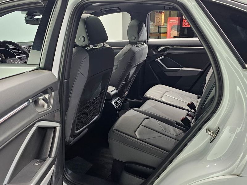 2023 Audi Q3 35 TDI Premium Sportback photo 26