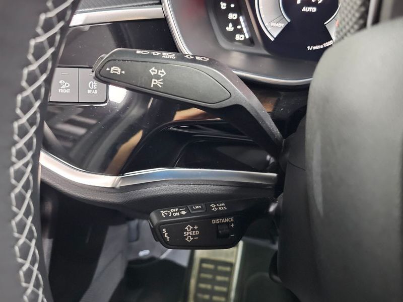 2023 Audi Q3 35 TDI Premium Sportback photo 28