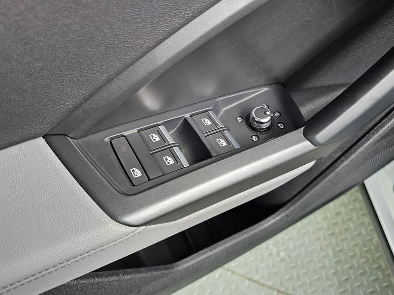 2023 Audi Q3 35 TDI Premium Sportback photo 30