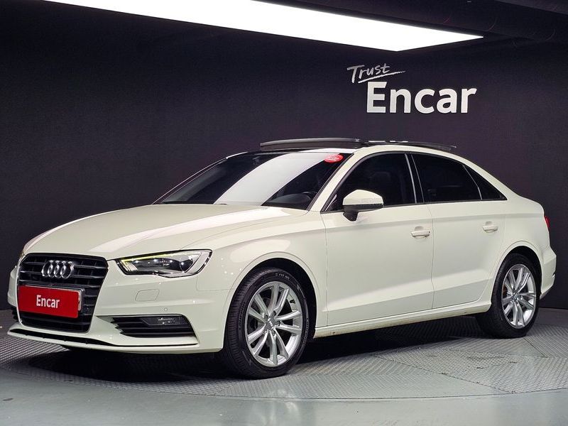 2015 Audi A3 35 TDI Dynamic 8V photo 1